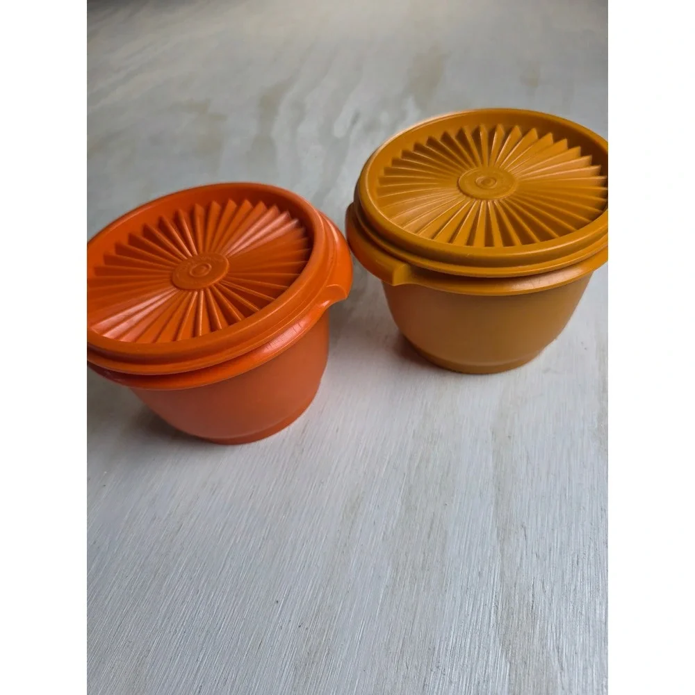 Vintage Tupperware Servalier Bowls 886 Orange Yellow Sunburst Lids 2pc Set 70s